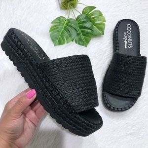 Coconuts By Matisse Del Mar Platform Slide Sandals